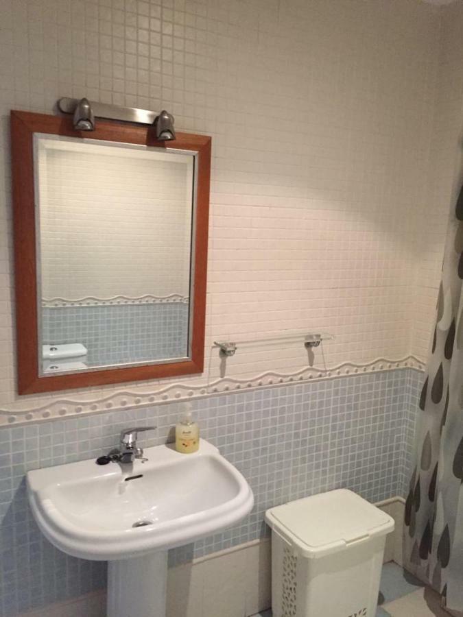 Apartamento Balneario Playa Caleta Кадис Екстериор снимка