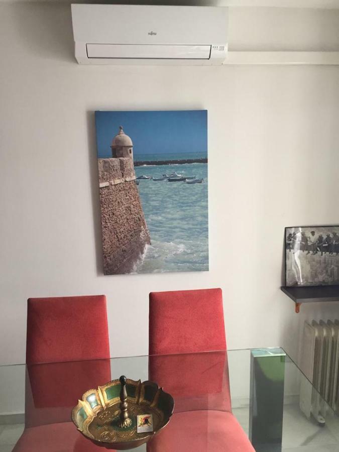Apartamento Balneario Playa Caleta Кадис Екстериор снимка