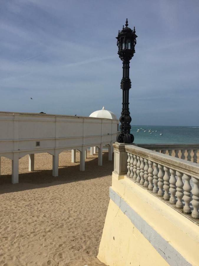 Apartamento Balneario Playa Caleta Кадис Екстериор снимка